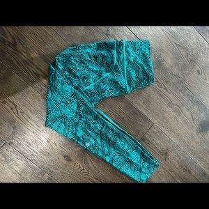 Size 6 Fast & Free Leggings